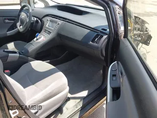 2014 Toyota Prius Four with VIN JTDKN3DUXE1738737, listed as a IAAI auction lot 42159877 with 47,221 mi miles. Bid and sale history available at carsss.com. Image 5.