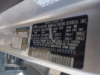 2020 Kia Sorento LX with VIN 5XYPG4A3XLG635252, listed as a IAAI auction lot 41424255 with 94,489 mi miles. Bid and sale history available at carsss.com. Image 9.