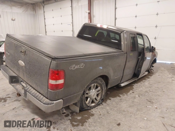 2006 Ford F-150 XLT with VIN 1FTPX14V56FB64081, listed as a IAAI auction lot 41441685 with 218,688 mi miles. Bid and sale history available at carsss.com. Image 4.