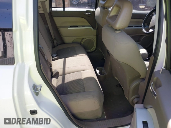 2008 Jeep Compass Sport with VIN 1J8FF47W98D584311, listed as a IAAI auction lot 41644836 with 213,271 mi miles and . Bid and sale history available at carsss.com. Image 8.
