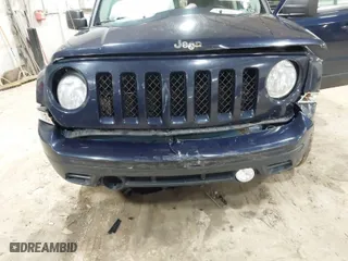 2014 Jeep Patriot Sport with VIN 1C4NJPBA1ED553340, listed as a IAAI auction lot 41212383 with 119,819 mi miles. Bid and sale history available at carsss.com. Image 6.