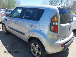 2011 Kia Soul + with VIN KNDJT2A28B7712547, listed as a IAAI auction lot 42163142 with 169,403 mi miles and . Bid and sale history available at DreamBid. Image 3.