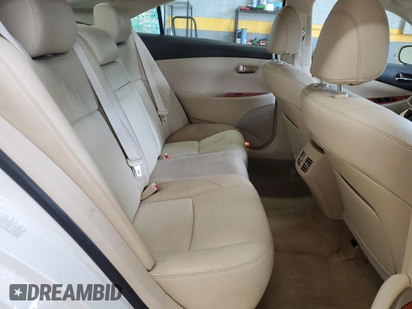 2011 Lexus ES 330 с VIN JTHBK1EG1B2439406, выставлен на аукционе Copart как лот 54716615 с пробегом 77 617 миль миль и Списание • Salvage title. История ставок и продаж доступна на DreamBid. Изображение 10.