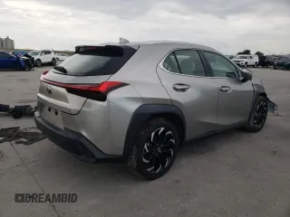 2020 Lexus UX with VIN JTHP3JBH8L2030935, listed as a Copart auction lot 60865774 with 25,743 mi miles and Salvage Title. Bid and sale history available at carsss.com. Image 3.