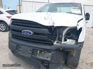 2018 Ford F-150 XL with VIN 1FTMF1EB2JKE86171, listed as a IAAI auction lot 41739453 with 119,296 mi miles. Bid and sale history available at carsss.com. Image 6.