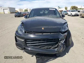 2017 Porsche Cayenne Turbo with VIN WP1AC2A2XHLA92055, listed as a Copart auction lot 52610555 with 82,224 mi miles and Salvage title. Bid and sale history available at DreamBid. Image 5.