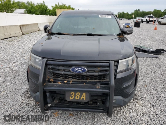 2016 Ford Police Interceptor Utility z VIN 1FM5K8AR0GGB44690, wystawiony jako Copart lot #58397525 z przebiegiem 73 250 mil mil oraz Tytuł czysty. Historia ofert i sprzedaży dostępna na DreamBid. Obrazek 5.