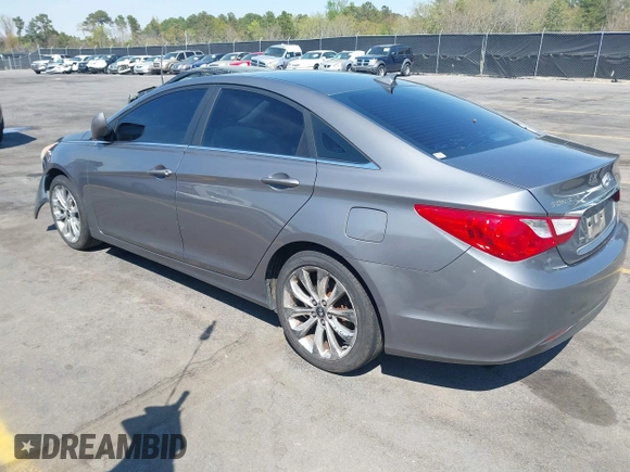 2011 Hyundai Sonata GLS with VIN 5NPEB4AC2BH153484, listed as a IAAI auction lot 41890262 with 283,476 mi miles and . Bid and sale history available at DreamBid. Image 3.