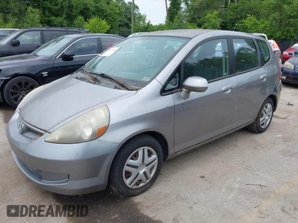 2007 Honda Fit with VIN JHMGD374X7S004101, listed as a IAAI auction lot 42477597 with 185,802 mi miles and . Bid and sale history available at DreamBid. Image 2.