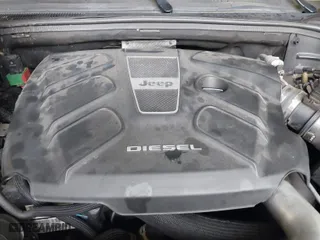 2014 Jeep Grand Cherokee Overland with VIN 1C4RJFCM4EC386398, listed as a IAAI auction lot 41696113 with 119,110 mi miles. Bid and sale history available at carsss.com. Image 10.