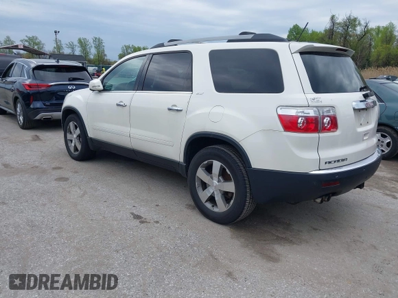2011 GMC Acadia SLT1 with VIN 1GKKRRED5BJ358453, listed as a IAAI auction lot 42040475 with 237,236 mi miles. Bid and sale history available at carsss.com. Image 3.