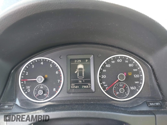 2012 Volkswagen Tiguan SE z VIN WVGAV7AX7CW535575, wystawiony jako IAAI lot #42351369 z przebiegiem 93 501 mil mil oraz . Historia ofert i sprzedaży dostępna na DreamBid. Obrazek 7.