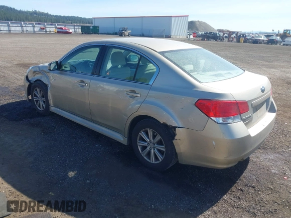 2010 Subaru Legacy Premium z VIN 4S3BMAG67A1244592, wystawiony jako IAAI lot #42349516 z przebiegiem 205 094 mil mil oraz . Historia ofert i sprzedaży dostępna na DreamBid. Obrazek 3.