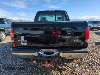 2003 Ford Super Duty F-250 XL with VIN 1FTNX21P03ED15381, listed as a Copart auction lot 44331695 with 140,802 mi miles and Salvage Title. Bid and sale history available at carsss.com. Image 6.
