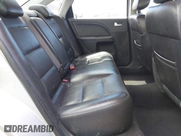 2005 Ford Five Hundred Limited with VIN 1FAHP28145G120881, listed as a IAAI auction lot 42814490 with Not provided miles and . Bid and sale history available at DreamBid. Image 8.
