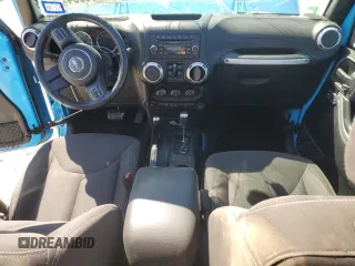 2018 Jeep Wrangler JK Unlimited Sahara with VIN 1C4BJWEG0JL899909, listed as a Copart auction lot 73563804 with 95,244 mi miles and Salvage Title. Bid and sale history available at carsss.com. Image 8.
