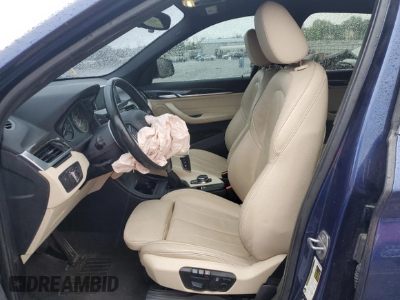 2017 BMW X1 xDrive28i with VIN WBXHT3C36H5F86273, listed as a Copart auction lot 56117875 with 55,948 mi miles and Salvage title. Bid and sale history available at DreamBid. Image 7.