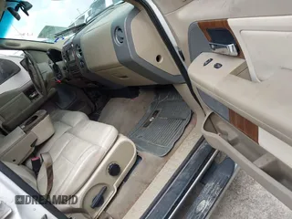 2004 Ford F-150 XLT z VIN 1FTPW12544KC63307, wystawiony jako IAAI lot #42602132 z przebiegiem 176 050 mil mil oraz . Historia ofert i sprzedaży dostępna na DreamBid. Obrazek 5.