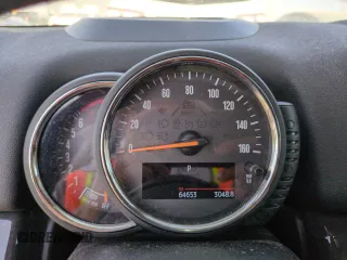2017 MINI Countryman Cooper z VIN WMZYV5C36H3E01475, wystawiony jako Copart lot #61394885 z przebiegiem 64 653 mil mil oraz Szkoda całkowita • Salvage title. Historia ofert i sprzedaży dostępna na DreamBid. Obrazek 9.