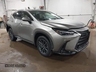 2022 Lexus NX with VIN 2T2AGCEZ3NC005386, listed as a IAAI auction lot 41537116 with 19,525 mi miles. Bid and sale history available at carsss.com. Image 1.