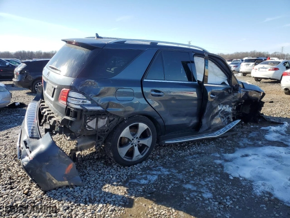 2016 Mercedes-Benz GLE with VIN 4JGDA5JBXGA634833, listed as a Copart auction lot 87335454 with NaN miles and Salvage Title. Bid and sale history available at carsss.com. Image 3.