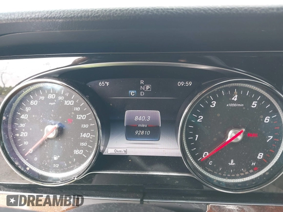 2018 Mercedes-Benz E 300 z VIN WDDZF4JBXJA448650, wystawiony jako IAAI lot #42343961 z przebiegiem 92 810 mil mil oraz . Historia ofert i sprzedaży dostępna na DreamBid. Obrazek 7.