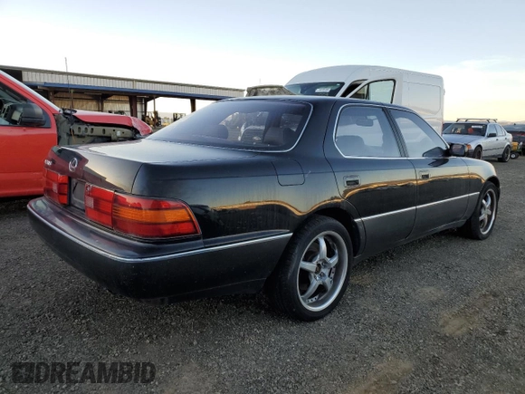 1994 Lexus LS z VIN JT8UF11E3R0210541, wystawiony jako Copart lot #79232884 z przebiegiem 150 203 mil mil oraz Tytuł czysty. Historia ofert i sprzedaży dostępna na DreamBid. Obrazek 3.
