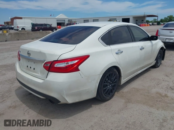 2016 Nissan Altima SR with VIN 1N4AL3AP7GC248981, listed as a IAAI auction lot 42324092 with 266,215 mi miles and . Bid and sale history available at DreamBid. Image 4.