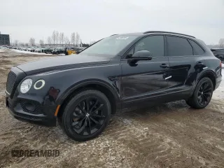 2018 Bentley Bentayga Signature z VIN SJAAC2ZV3JC019181, wystawiony jako Copart lot #42995265 z przebiegiem 82 747 mil mil oraz Tytuł czysty. Historia ofert i sprzedaży dostępna na DreamBid. Obrazek 1.