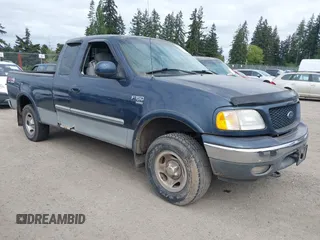 2003 Ford F-150 XL z VIN 1FTRX18W93NB69541, wystawiony jako IAAI lot #42216275 z przebiegiem 187 378 mil mil oraz . Historia ofert i sprzedaży dostępna na DreamBid. Obrazek 1.