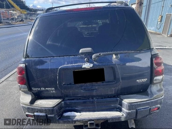 2007 Chevrolet TrailBlazer LS with VIN 1GNDT13S072187063, listed as a IAAI auction lot 41809118 with 122,816 mi miles. Bid and sale history available at carsss.com. Image 13.