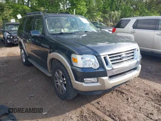 2010 Ford Explorer Eddie Bauer with VIN 1FMEU7EE2AUB02753, listed as a IAAI auction lot 42179071 with 139,369 mi miles. Bid and sale history available at carsss.com. Image 1.