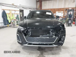2024 Audi Q5 S line Premium with VIN WA1GAAFY8R2022421, listed as a IAAI auction lot 41918026 with 22,333 mi miles and . Bid and sale history available at DreamBid. Image 13.