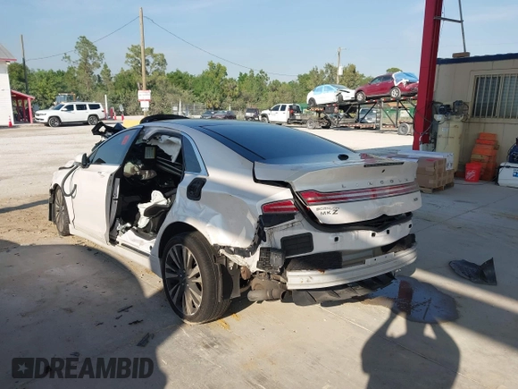 2017 Lincoln MKZ Reserve with VIN 3LN6L5EC1HR613057, listed as a IAAI auction lot 41633326 with 124,909 mi miles and . Bid and sale history available at DreamBid. Image 3.