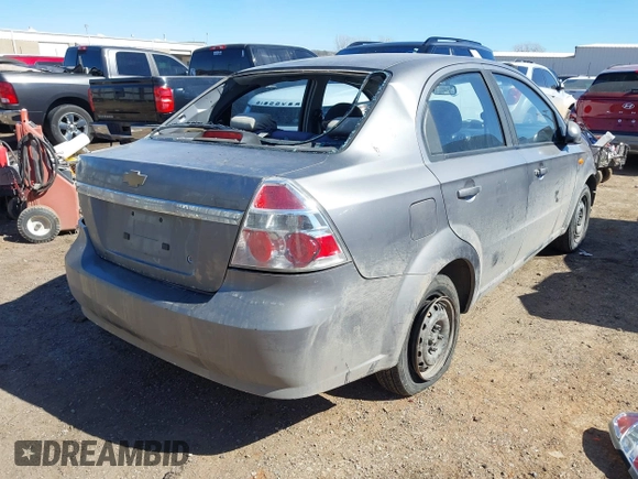 2007 Chevrolet Aveo LS z VIN KL1TD566X7B087387, wystawiony jako IAAI lot #41673057 z przebiegiem 160 577 mil mil oraz . Historia ofert i sprzedaży dostępna na DreamBid. Obrazek 4.