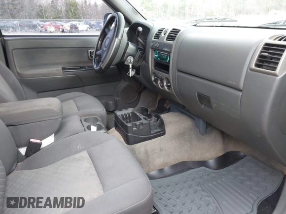2005 GMC Canyon SLE Z85 with VIN 1GTDT196958206061, listed as a IAAI auction lot 42121015 with 158,440 mi miles. Bid and sale history available at carsss.com. Image 5.