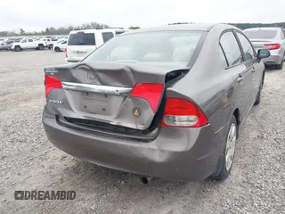 2009 Honda Civic LX z VIN 1HGFA16539L005299, wystawiony jako IAAI lot #41848263 z przebiegiem 169 019 mil mil oraz . Historia ofert i sprzedaży dostępna na DreamBid. Obrazek 6.