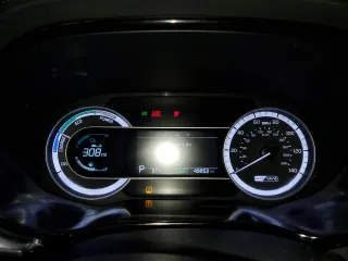 2021 Kia Niro LX with VIN KNDCB3LC8M5462670, listed as a Copart auction lot 84870624 with 49,953 mi miles and Non Repairable. Bid and sale history available at carsss.com. Image 9.
