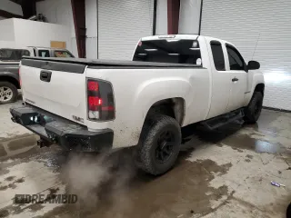 2009 GMC Sierra 1500 with VIN 1GTHC49K59E140731, listed as a Copart auction lot 85445764 with 245,081 mi miles and Salvage Title. Bid and sale history available at DreamBid. Image 3.