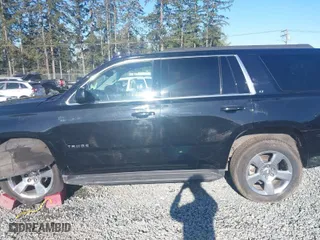2017 Chevrolet Tahoe LT with VIN 1GNSKBKC3HR227560, listed as a IAAI auction lot 42030523 with 83,762 mi miles. Bid and sale history available at carsss.com. Image 14.