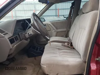 1996 Oldsmobile Cutlass Ciera 1SA VX5 z VIN 1G3AJ55M9T6322910, wystawiony jako Copart lot #84450064 z przebiegiem 163 709 mil mil oraz Szkody całkowita. Historia ofert i sprzedaży dostępna na DreamBid. Obrazek 7.