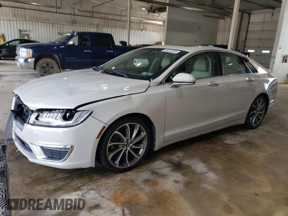 2019 Lincoln MKZ Reserve I with VIN 3LN6L5D96KR604061, listed as a Copart auction lot 63415105 with 32,402 mi miles and Salvage title. Bid and sale history available at DreamBid. Image 1.