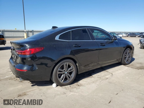 2021 BMW 2 Series 228i z VIN WBA53AK09M7J08966, wystawiony jako Copart lot #48018835 z przebiegiem 66 292 mil mil oraz Czysty tytuł • Clean title. Historia ofert i sprzedaży dostępna na DreamBid. Obrazek 3.