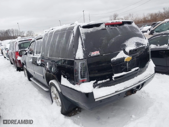 2012 Chevrolet Suburban LTZ with VIN 1GNSKKE75CR215742, listed as a IAAI auction lot 41236729 with 250,634 mi miles. Bid and sale history available at carsss.com. Image 3.