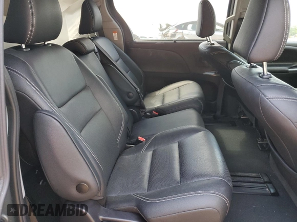 2020 Toyota Sienna SE with VIN 5TDXZ3DC8LS059454, listed as a Copart auction lot 51677934 with 31,414 mi miles and Salvage Title. Bid and sale history available at carsss.com. Image 12.