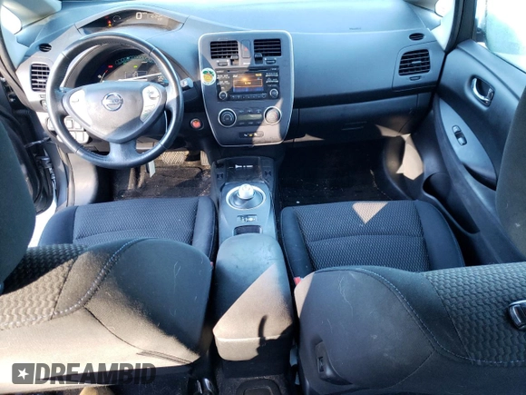 2015 Nissan LEAF SV with VIN 1N4AZ0CP6FC333657, listed as a Copart auction lot 40755843 with 84,701 mi miles. Bid and sale history available at carsss.com. Image 8.