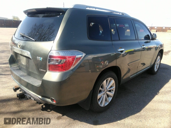 2008 Toyota Highlander Limited z VIN JTEEW44A382021418, wystawiony jako IAAI lot #41939960 z przebiegiem 408 806 mil mil oraz . Historia ofert i sprzedaży dostępna na DreamBid. Obrazek 4.