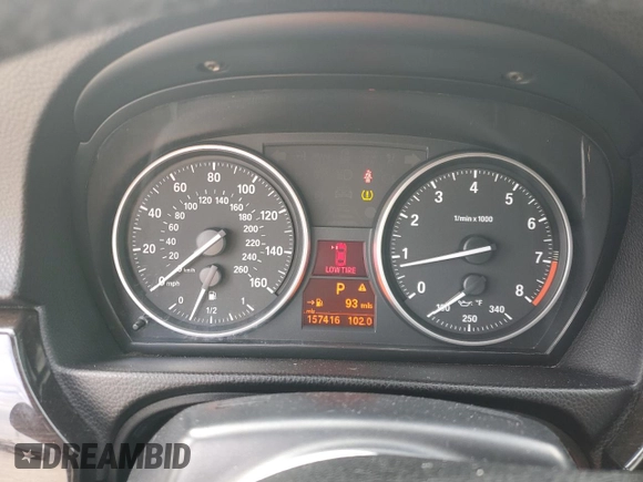 2012 BMW 3 Series 335i z VIN WBADX7C58CE744687, wystawiony jako Copart lot #83197624 z przebiegiem 157 416 mil mil oraz Szkoda całkowita • Salvage title. Historia ofert i sprzedaży dostępna na DreamBid. Obrazek 9.