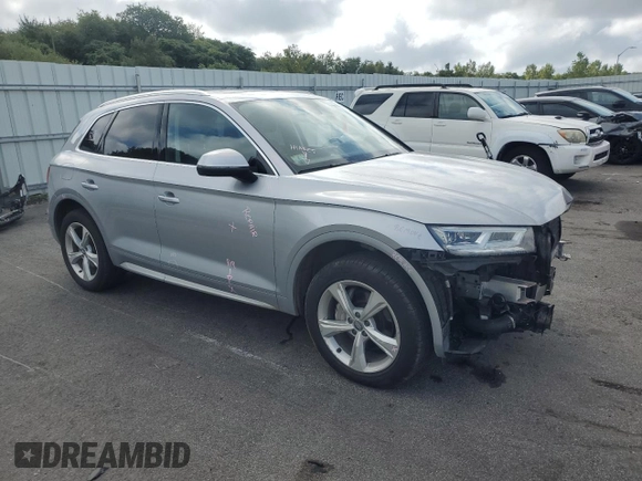 2020 Audi Q5 Premium Plus with VIN WA1BNAFYXL2051344, listed as a Copart auction lot 70340064 with 60,985 mi miles and Salvage Title. Bid and sale history available at carsss.com. Image 4.