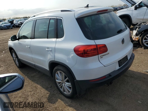 2016 Volkswagen Tiguan S with VIN WVGBV7AX7GW585550, listed as a Copart auction lot 54253155 with 91,827 mi miles and Salvage Title. Bid and sale history available at DreamBid. Image 2.